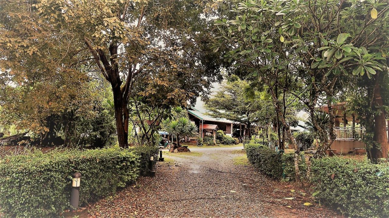 Eidi Homestay Nong Kung Si Dış mekan fotoğraf